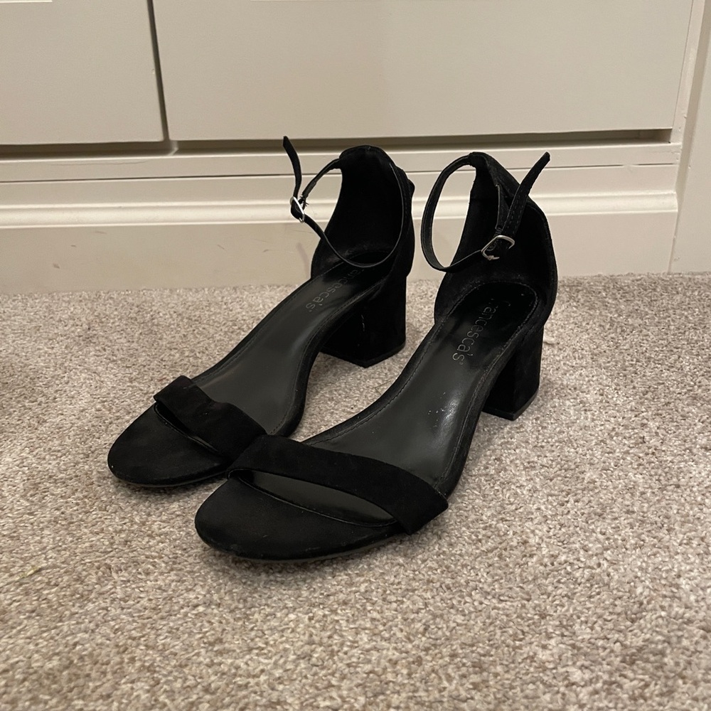 Francesca's Collections Black Suede Heels